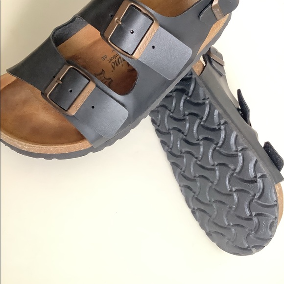 Hawkins | Sandals | Size 9 - Picture 2 of 3